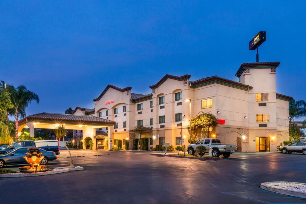 Citrus Suites Redlands Loma Linda Hotel Exterior foto